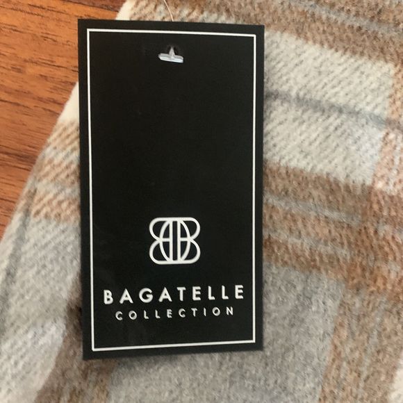 Bagatelle Gray and Brown Plaid Mini Skirt - Picture 6 of 9